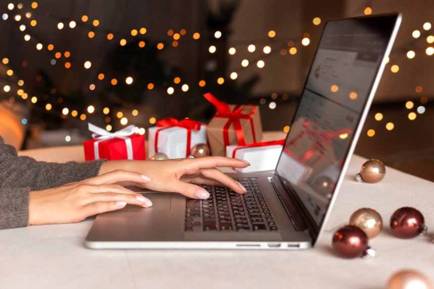 Holiday Online Shopping: Smart Tips for a Safe and Stress-Free Experience